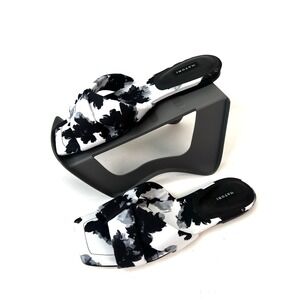 NATORI Slide Sandals Vitta Taichou Print Black / White Women's Size 9.5‎ M
